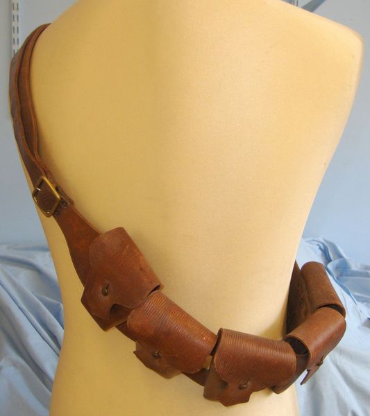 unreadable manufacturer name above ‘Sydney’ (Australia), Pattern 1903 WD Australian Light Horse Cavalry/ Mounted Infantry 90 x .303 Calib Other Accessory