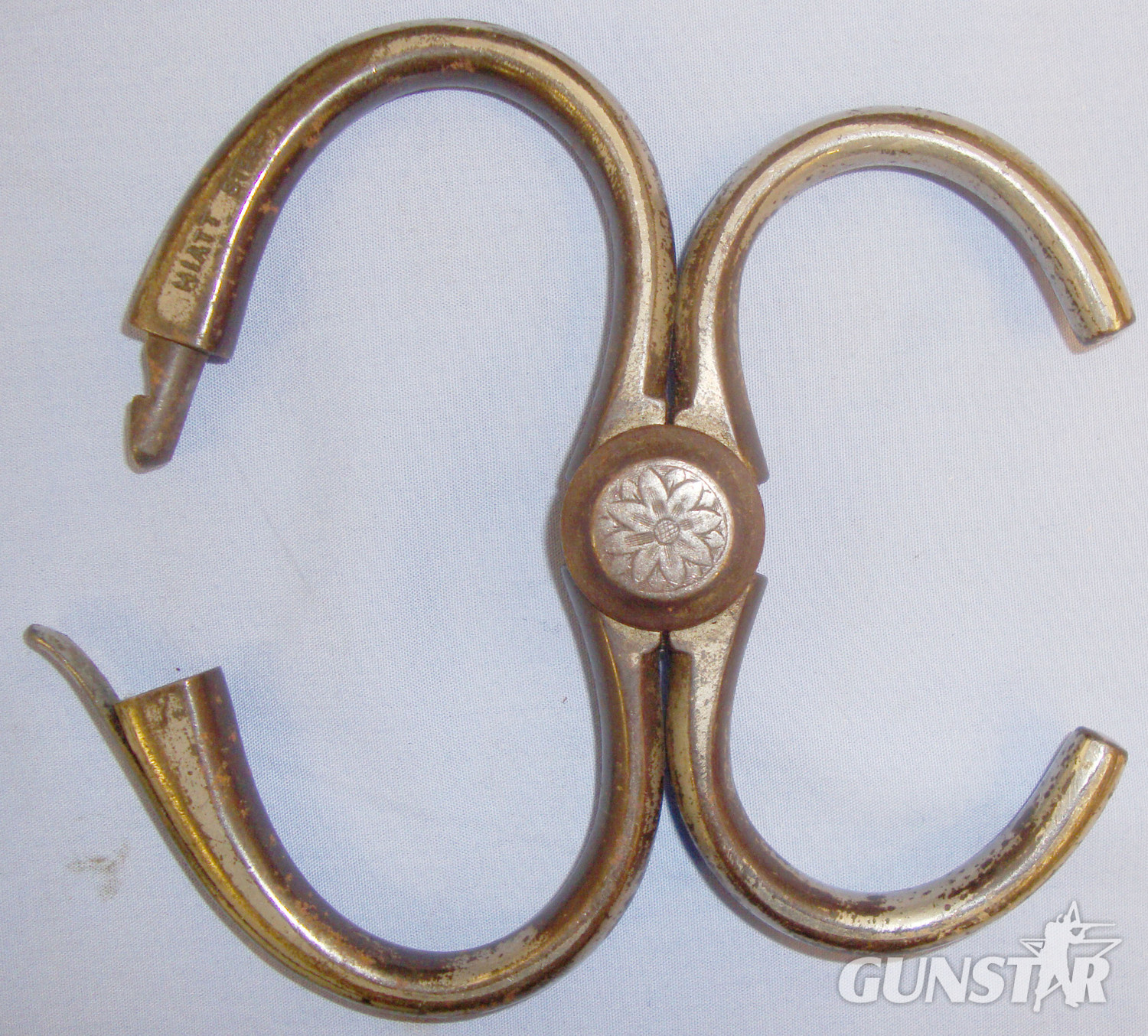 C1880 Hiatt ‘Come Along’ Victorian Handcuffs. PO 109. C1880 Hiatt ‘Come Along’ Victorian Handcuffs. PO 109. Antique & Militaria in 