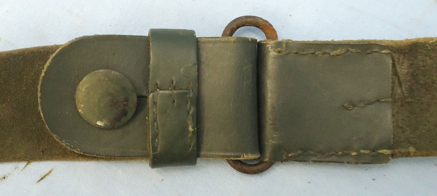 Italian WW2 Era, Scarce Model 1891 Carcano Leather Bandoleer With Ammunition Pouches. - L 264 Italian WW2 Era, Scarce Model 1891 Carcano Leather Bandoleer With Ammunition Pouches. - L 264 Other Accessory - {CATEGORY} in 
