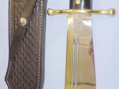 Mint/Un-Used* c1986 Case XX Model 1836 Bowie Knife and Sheath. 22497. Hunting Knive