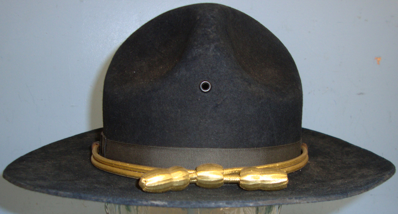  Milan Trooper Hat and an Italian Police ‘Carabinieri’ Officers Uniform Visor Hat Milan Trooper Hat and an Italian Police ‘Carabinieri’ Officers Uniform Visor Hat Clothing