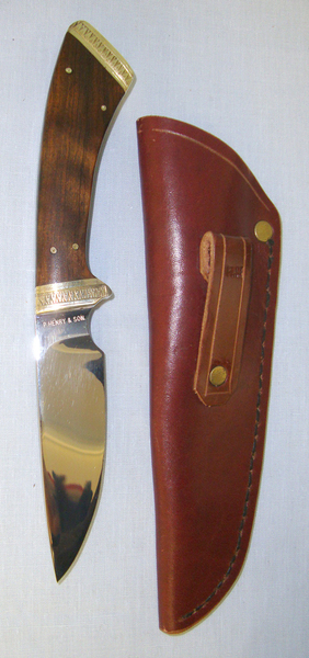  1990’s P. Henry & Son Sheffield Custom Made Skinner Knife & Open Top Leather Scabbard Hunting Knive