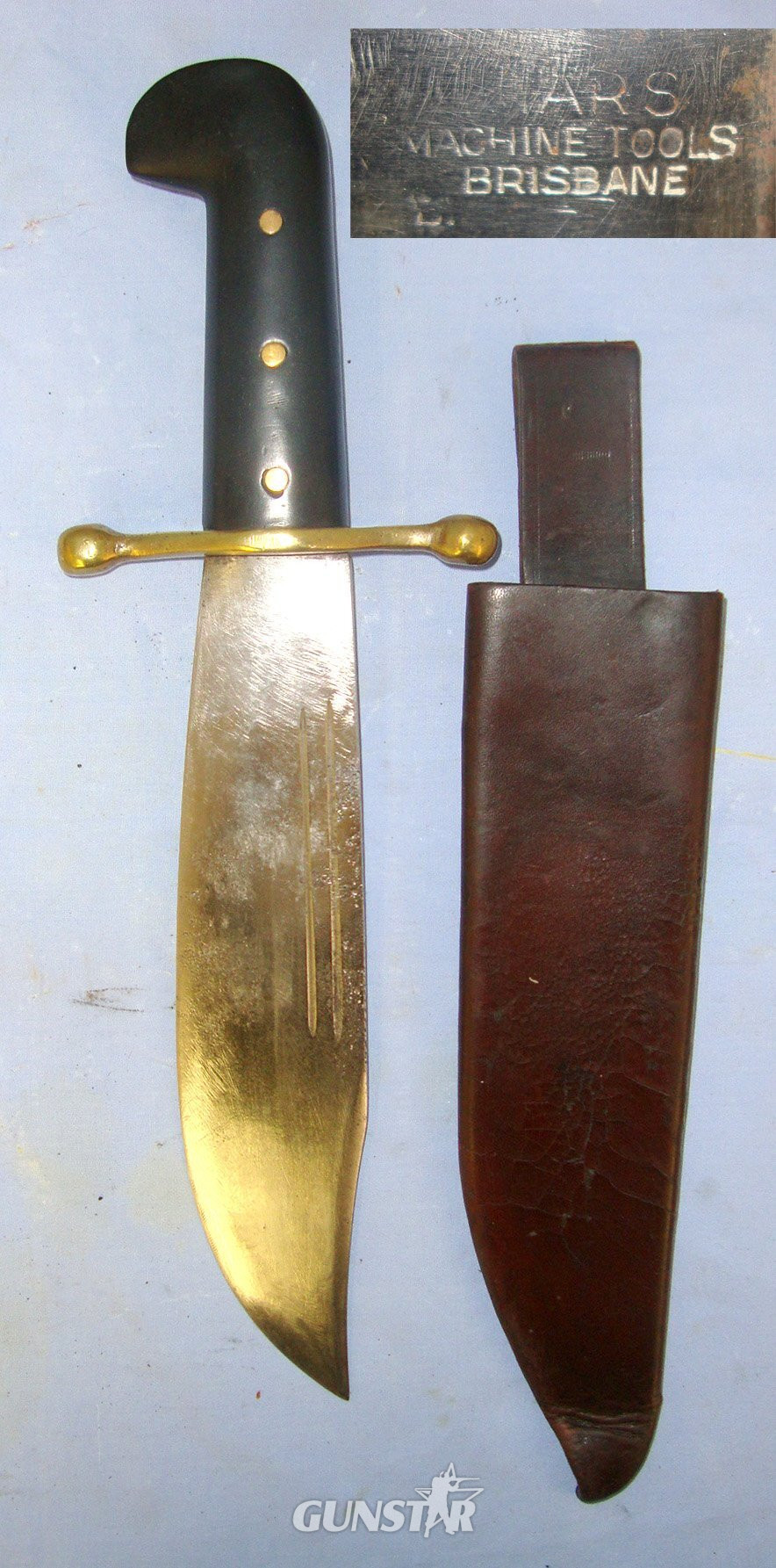 Original**RARE**WW2 Australian Forces & U.S. Marine Corps Pacific Theatre Of War Mars Machine Tools Brisbane (Australia) V-44 Type Combat / Survival Bowie Knife & Scabbard. Sn 22668 Knive in 