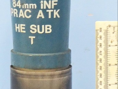 Carl Gustaf INERT DEACTIVATED. Unfired, British, L49A1 Practice Tracer Carl Gustaf 84mm Anti-Tank Round. Sn - 22426:67  Other Ammunition