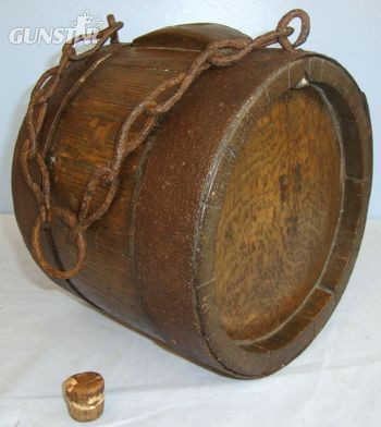  C1750 British Royal Navy Oak Black Powder Keg With Carry Chain & Cork Stopper. C1750 British Royal Navy Oak Black Powder Keg With Carry Chain & Cork Stopper. Antique & Militaria