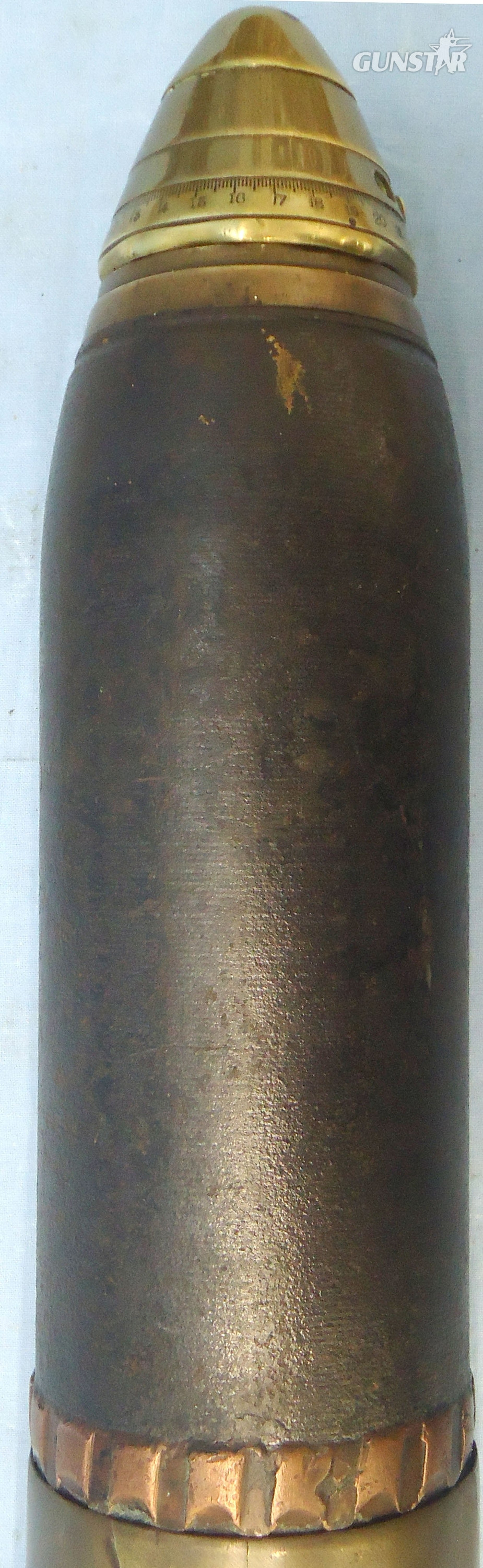  INERT DEACTIVATED. WW1, 1917 Dated, Fired, British 18 Pdr Shrapnel Round Fitted With A No. 80 Mark VI Time And Percussion Nose Fuze. - O 2183 WW1, 1917 Dated, Fired, British 18 Pdr Shrapnel Round Fitted With A No. 80 Mark VI Time And Percussion Nose Fuze. - O 2183  Other Ammunition