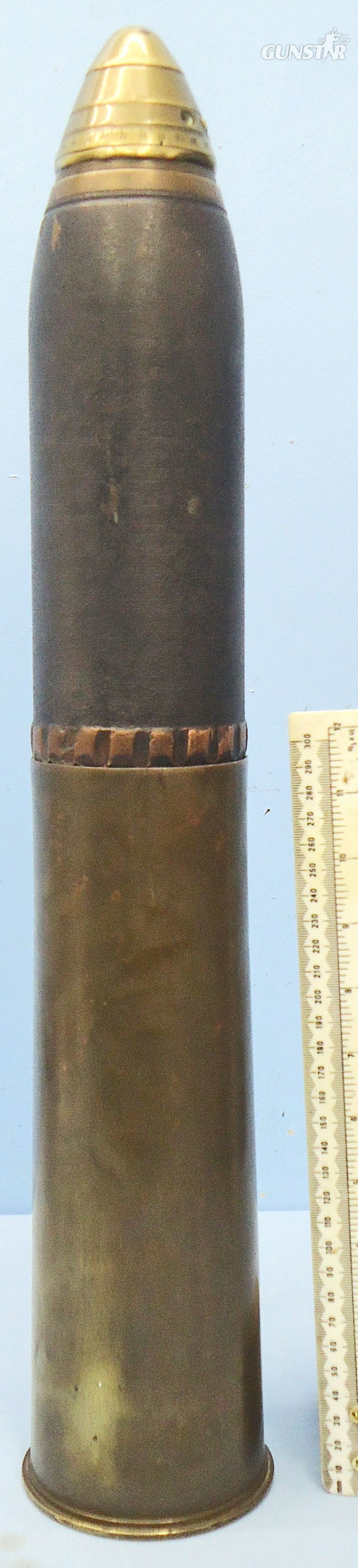 INERT DEACTIVATED. WW1, 1917 Dated, Fired, British 18 Pdr Shrapnel Round Fitted With A No. 80 Mark VI Time And Percussion Nose Fuze. - O 2183 WW1, 1917 Dated, Fired, British 18 Pdr Shrapnel Round Fitted With A No. 80 Mark VI Time And Percussion Nose Fuze. - O 2183  Other Ammunition - {CATEGORY} in 