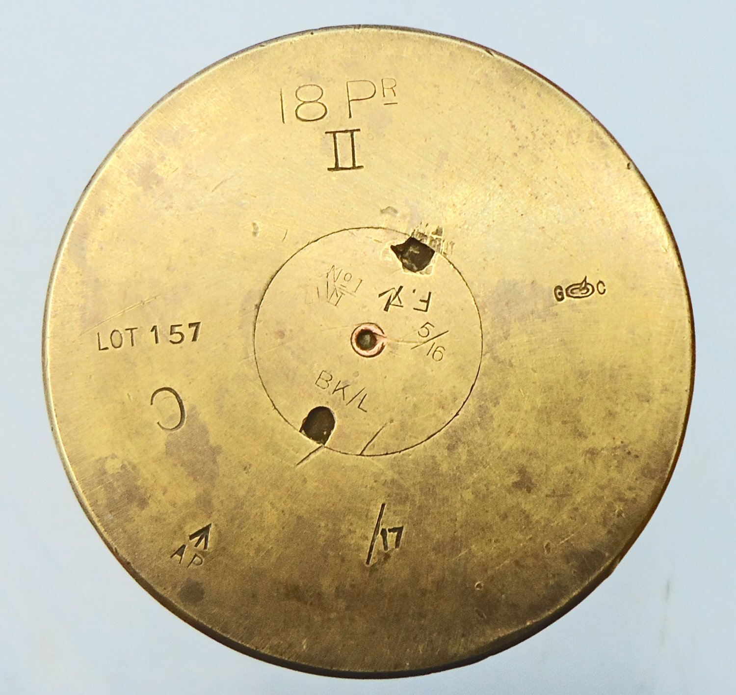 INERT DEACTIVATED. WW1, 1917 Dated, Fired, British 18 Pdr Shrapnel Round Fitted With A No. 80 Mark VI Time And Percussion Nose Fuze. - O 2183 WW1, 1917 Dated, Fired, British 18 Pdr Shrapnel Round Fitted With A No. 80 Mark VI Time And Percussion Nose Fuze. - O 2183  Other Ammunition - {CATEGORY}