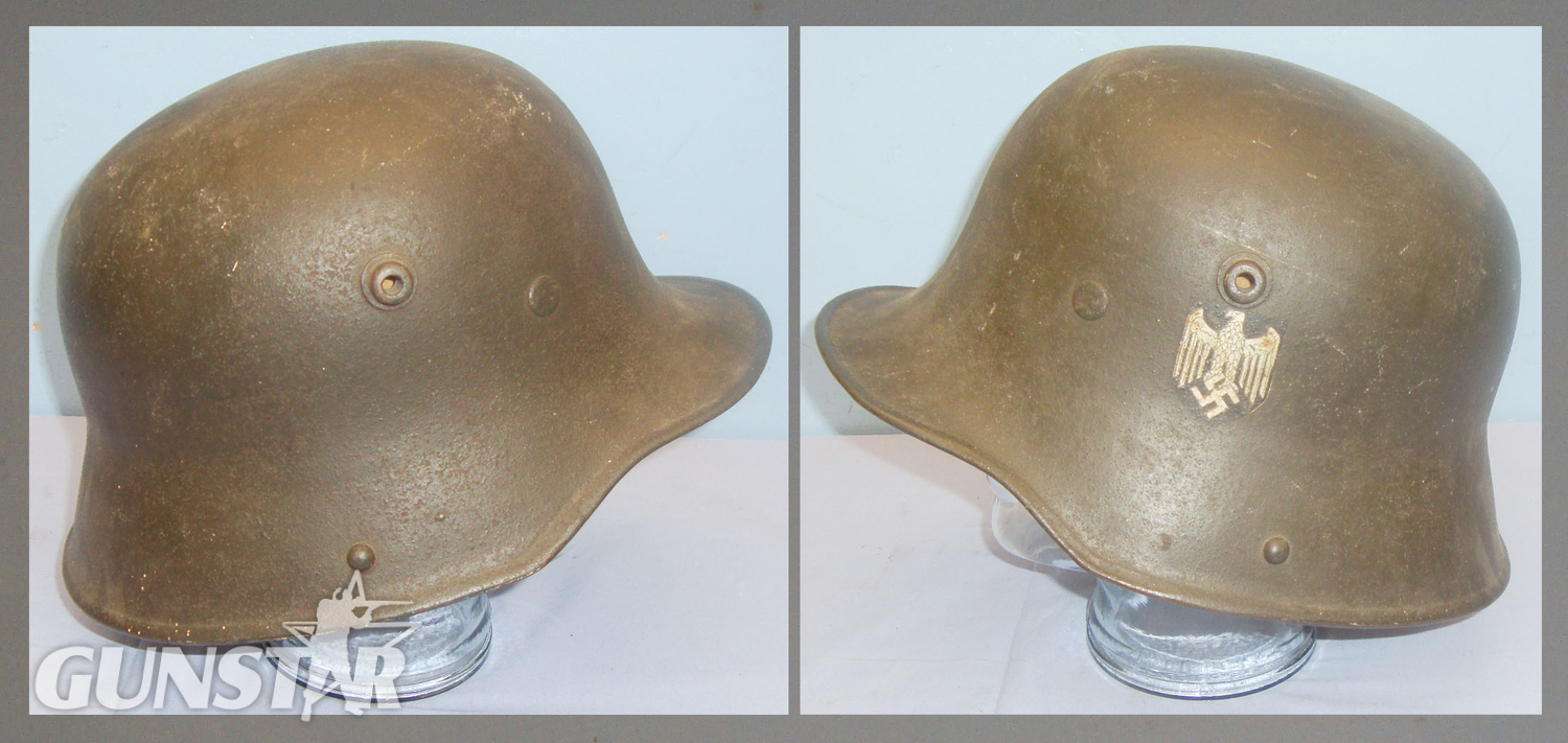 WW1 & Nazi German SA Troops, M 16 Steel Combat Helmet With Early Single Wehrmacht Decal. Sn 7669. WW1 & Nazi German SA Troops, M 16 Steel Combat Helmet With Early Single Wehrmacht Decal. Sn 7669. Antique & Militaria