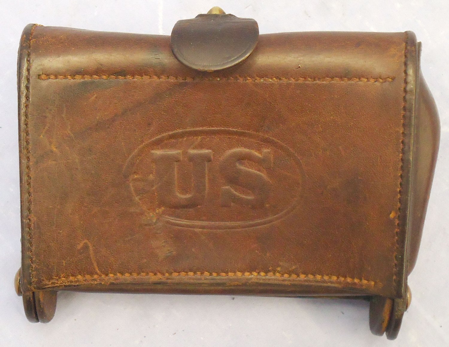 American, U.S.Army, 1902 Pattern Leather 20 Round McKeever Ammunition Pouch by Rock Island Arsenal 1904. Sn - 22064 American, U.S.Army, 1902 Pattern Leather 20 Round McKeever Ammunition Pouch by Rock Island Arsenal 1904. Sn - 22064245 Other Accessory - {CATEGORY} in 