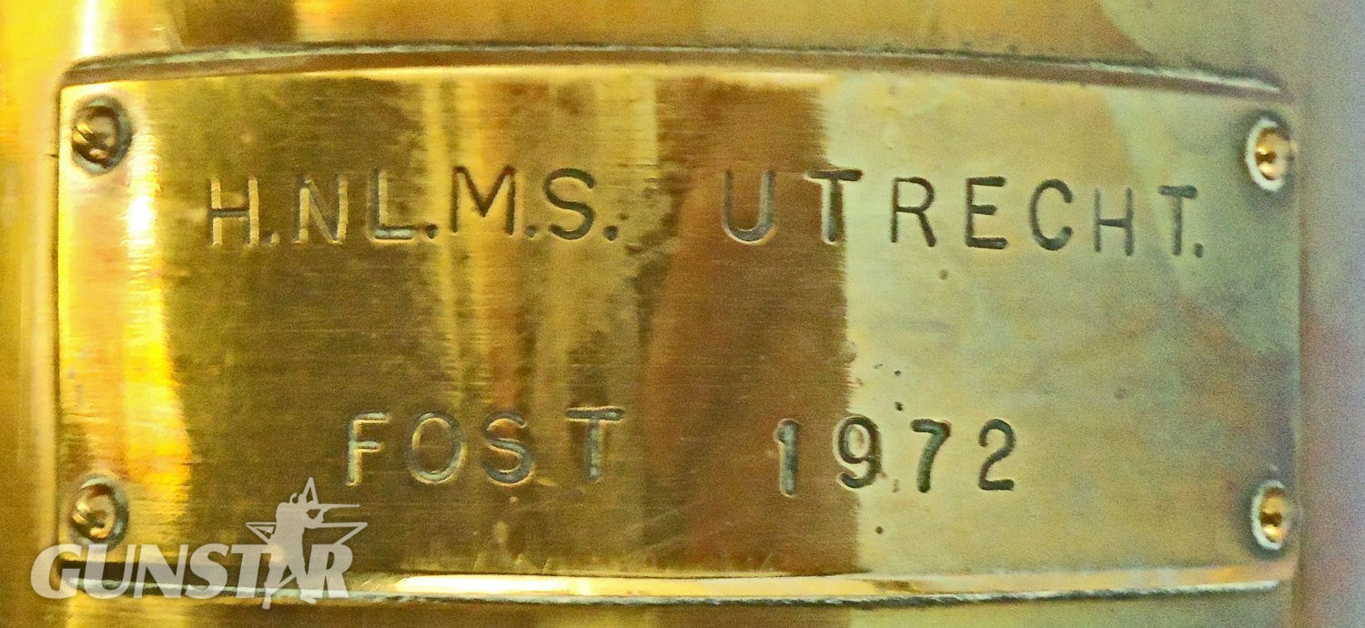  INERT DEACTIVATED. Dutch 12cm No 10 (120 x 835R) Cartridge Case with a brass Plaque to the Dutch Destroyer HNLMS Utrecht (D 817) on Naval Exercise FOST in 1972. Sn - 21237 INERT DEACTIVATED. Dutch 12cm No 10 (120 x 835R) Cartridge Case with a brass Plaque to the Dutch Destroyer HNLMS Utrecht (D 817) on Naval Exercise FOST in 1972. Sn - 21237  Other Ammunition