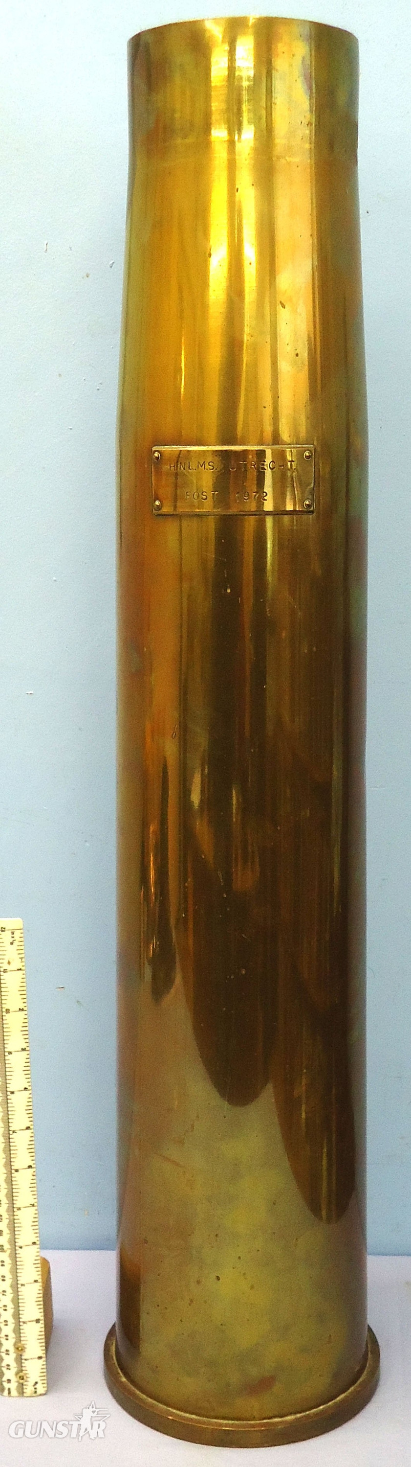 INERT DEACTIVATED. Dutch 12cm No 10 (120 x 835R) Cartridge Case with a brass Plaque to the Dutch Destroyer HNLMS Utrecht (D 817) on Naval Exercise FOST in 1972. Sn - 21237 INERT DEACTIVATED. Dutch 12cm No 10 (120 x 835R) Cartridge Case with a brass Plaque to the Dutch Destroyer HNLMS Utrecht (D 817) on Naval Exercise FOST in 1972. Sn - 21237  Other Ammunition - {CATEGORY} in 