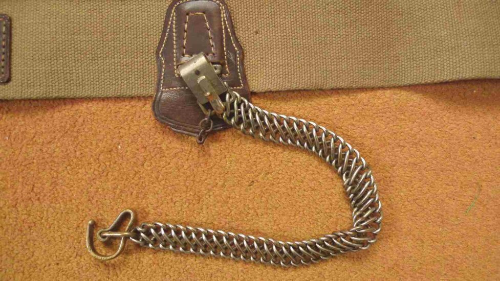 Antique & Militaria