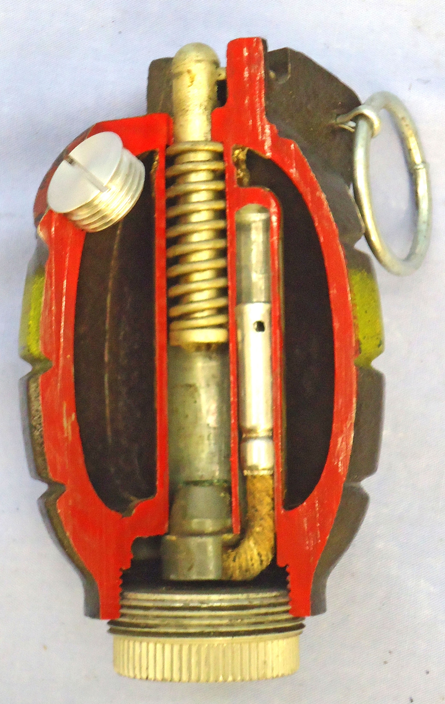 INERT DEACTIVATED. MINT, British, 1972 Dated, Last Production, Quarter Sectioned, Factory Display Dummy, Mills No 36M MK1, Hand Grenade by Royal Ordnance Factory, Patricroft. - O 2047 INERT DEACTIVATED. MINT, British, 1972 Dated, Last Production, Quarter Sectioned, Factory Display Dummy, Mills No 36M MK1, Hand Grenade by Royal Ordnance Factory, Patricroft. - O 2047  Other Ammunition - {CATEGORY} in 