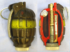 INERT DEACTIVATED. MINT, British, 1972 Dated, Last Production, Quarter Sectioned, Factory Display Dummy, Mills No 36M MK1, Hand Grenade by Royal Ordnance Factory, Patricroft. - O 2047 INERT DEACTIVATED. MINT, British, 1972 Dated, Last Production, Quarter Sectioned, Factory Display Dummy, Mills No 36M MK1, Hand Grenade by Royal Ordnance Factory, Patricroft. - O 2047  Other