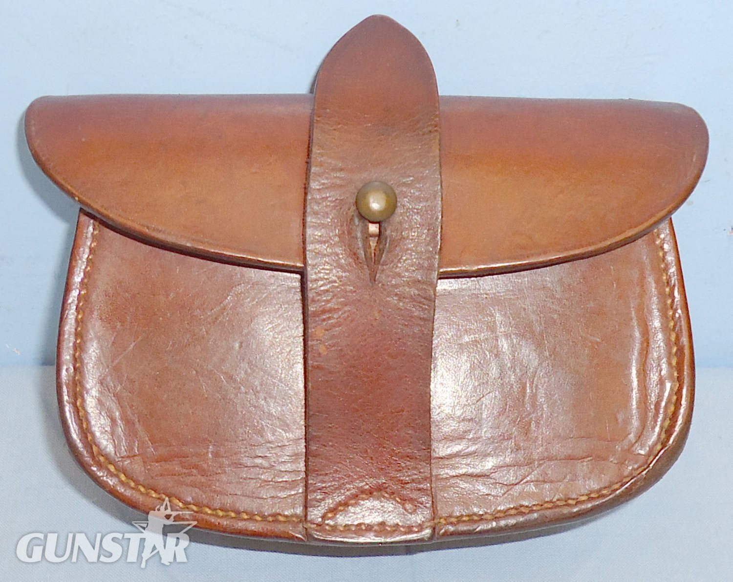 Original WWI Dated 1917 British Army Officer\'s Leather Sam Browne Ammunition Pouch by Manufacturer T. Thomasson & Co. L 347. Original WWI Dated 1917 British Army Officer's Leather Sam Browne Ammunition Pouch by Manufacturer T. Thomasson & Co. L 347.  Antique & Militaria in 