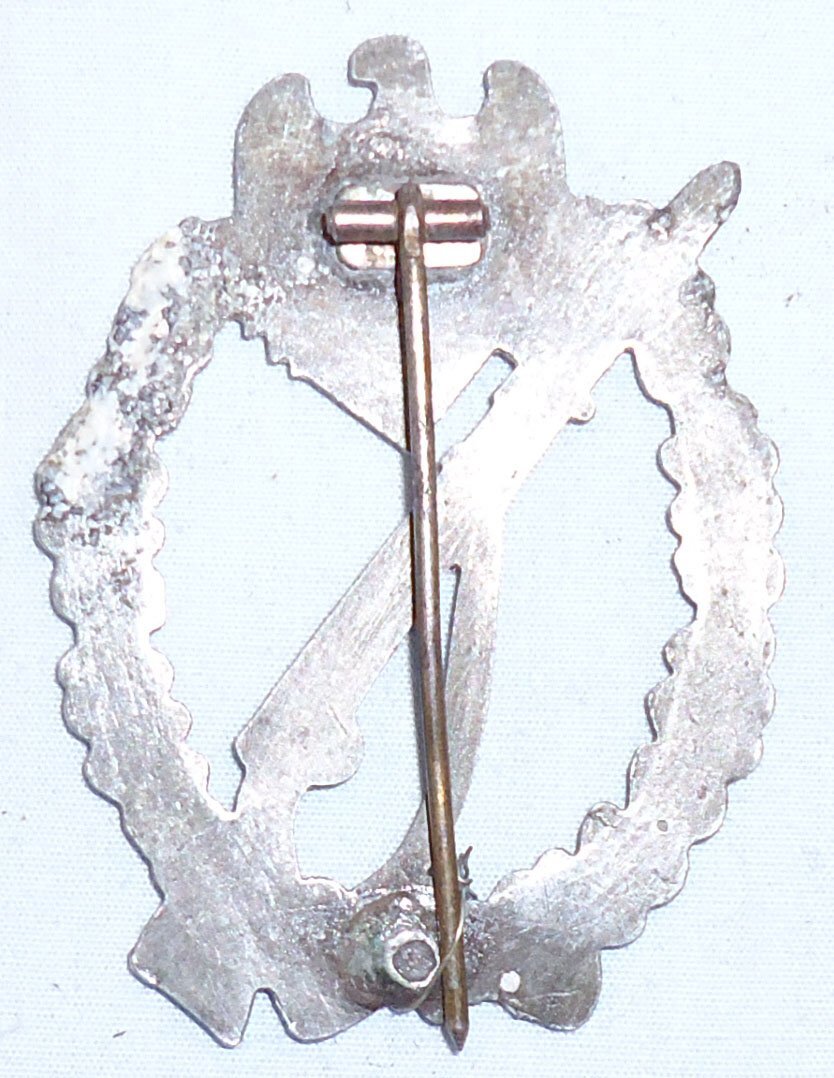  Original* German Infantry Assault Badge – Silver Class (Solid Reverse). N 173. Original* German Infantry Assault Badge – Silver Class (Solid Reverse). N 173. Antique & Militaria