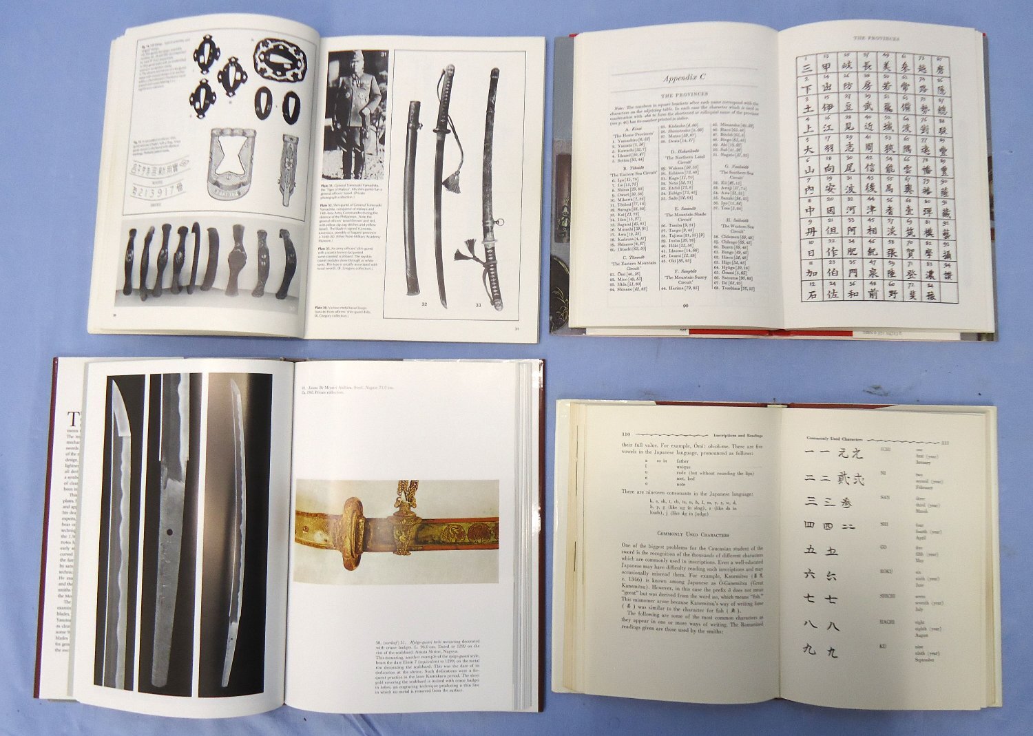 4 Books on Japanese Swords. - BO 490 4 Books on Japanese Swords. - BO 490 Other Accessory