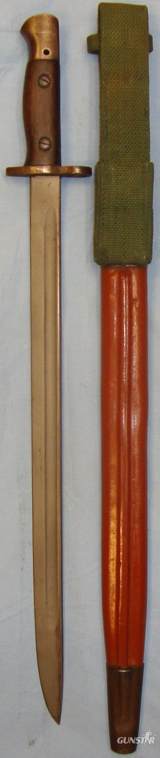  Scarce* WWII British ‘1907’ Pattern ‘Lanchester’ bayonet, scabbard and Frog. BAYO 747. Bayonet