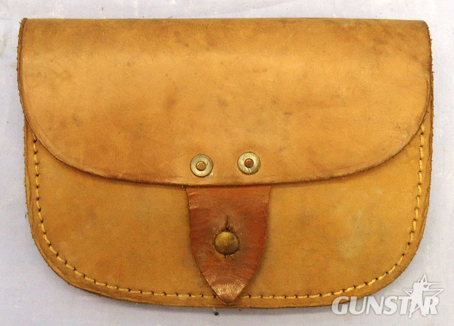 British, 1941 Dated, MINT, British Emergency Pattern 1939, Officers Sam Browne Tan Leather .455 Webley Ammunition Pouch. - MISC 1018 British, 1941 Dated, MINT, British Emergency Pattern 1939, Officers Sam Browne Tan Leather .455 Webley Ammunition Pouch. - MISC 1018 Other Accessory - {CATEGORY} in 