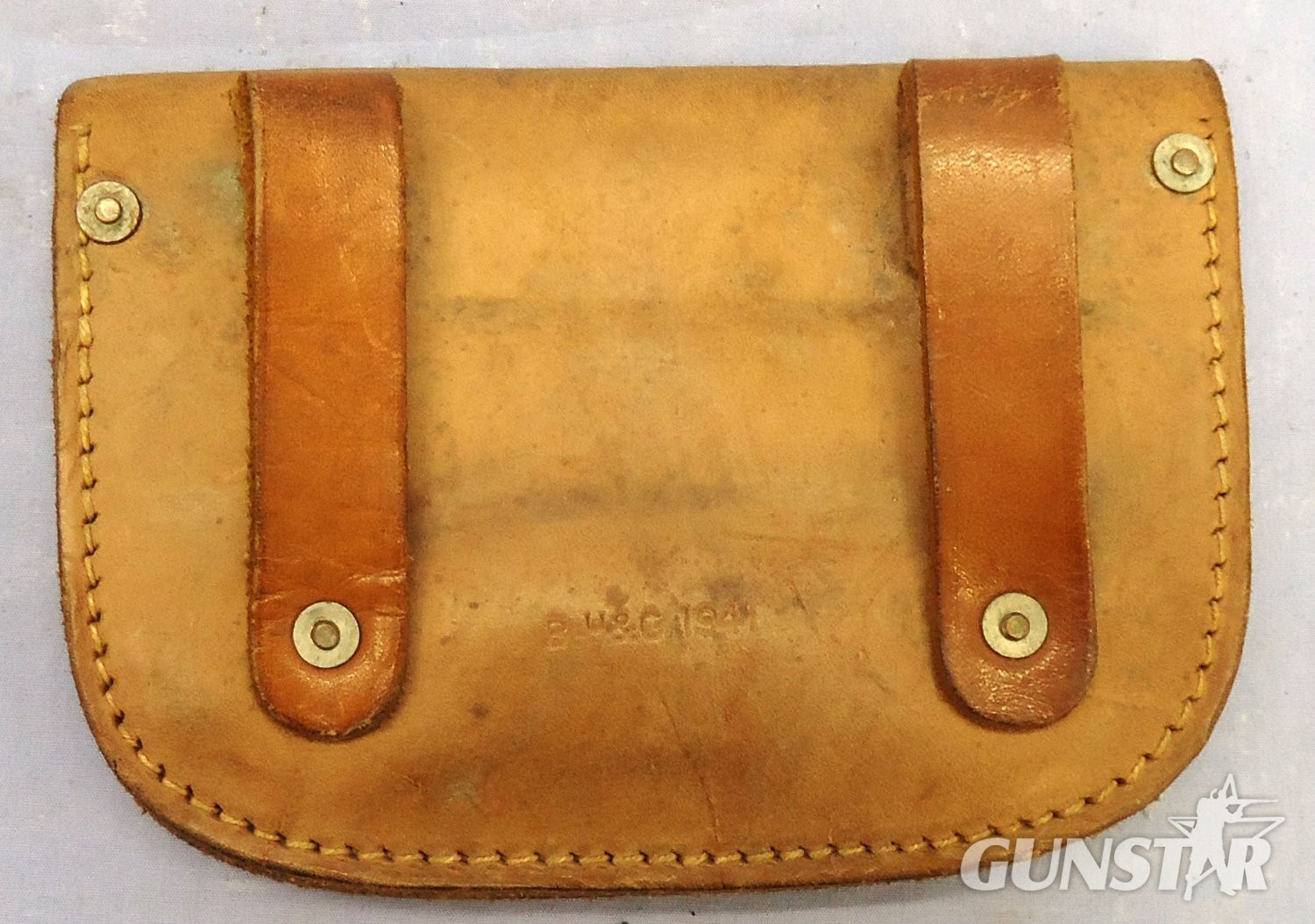 British, 1941 Dated, MINT, British Emergency Pattern 1939, Officers Sam Browne Tan Leather .455 Webley Ammunition Pouch. - MISC 1018 British, 1941 Dated, MINT, British Emergency Pattern 1939, Officers Sam Browne Tan Leather .455 Webley Ammunition Pouch. - MISC 1018 Other Accessory - {CATEGORY}