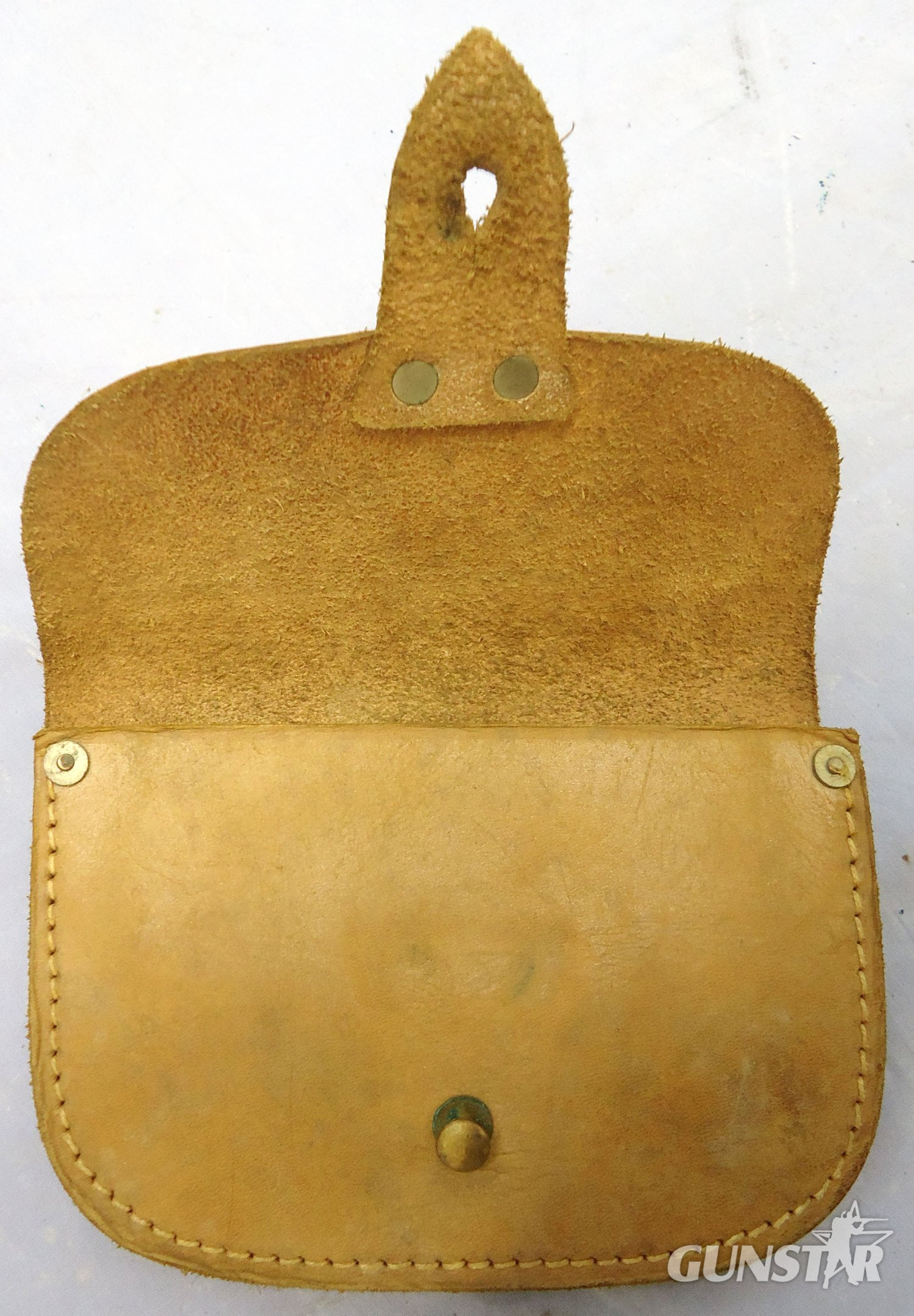British, 1941 Dated, MINT, British Emergency Pattern 1939, Officers Sam Browne Tan Leather .455 Webley Ammunition Pouch. - MISC 1018 British, 1941 Dated, MINT, British Emergency Pattern 1939, Officers Sam Browne Tan Leather .455 Webley Ammunition Pouch. - MISC 1018 Other Accessory 