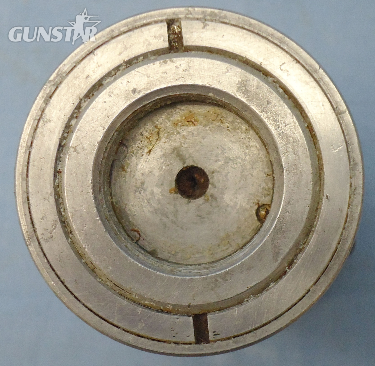 INERT DEACTIVATED, WW2, 1939 Dated German No 25 (EI A.Z 25) Bomb Fuse And Bakelite Transit Container. O 2080 INERT DEACTIVATED, WW2, 1939 Dated German No 25 (EI A.Z 25) Bomb Fuse And Bakelite Transit Container. O 2080  Other Ammunition - {CATEGORY}
