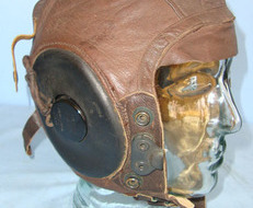 United States Army Air Force (USAAF) Fighter Pilot\'s A-11 Leather Flying Helmet Fighter Pilot's A-11 Leather Flying Helmet With Western Electric Wired Communica Clothing