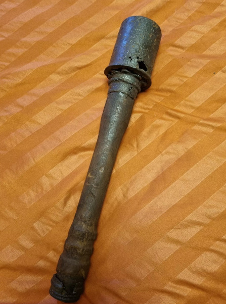  Antique & Militaria