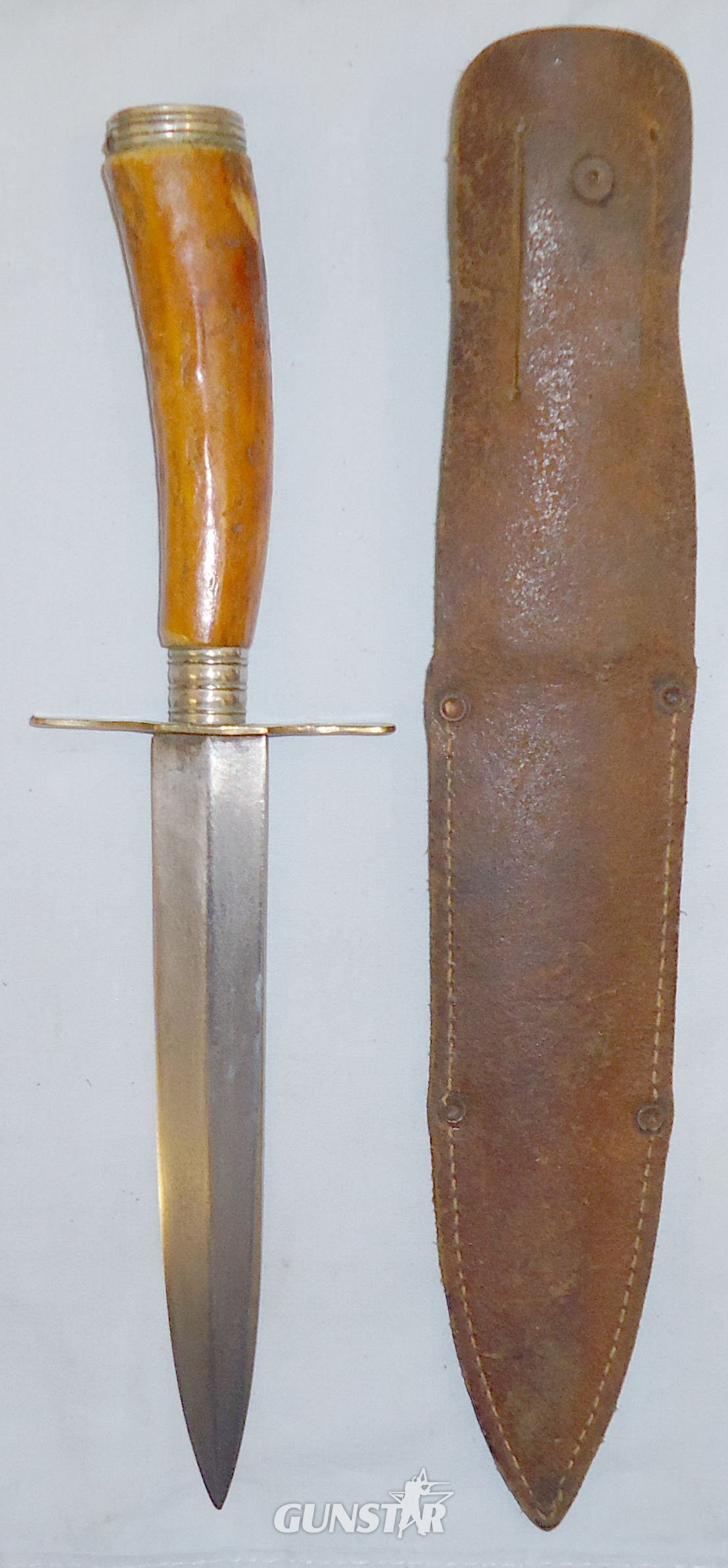  German WWI Trench Knife with Antler Handle and Leather Scabbard by Manufacturer Gottlieb Hammesfahr Solingen Foche. Sn. 5308. Dagger