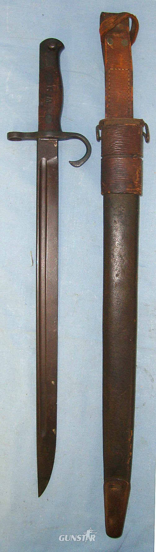 VERY RARE**WW1 Era British Issue Japanese Kokura Arsenal Type 30 Arisaka Rifle Bayonet Regiment Marked ‘8 MAN’ To The 8th Battalion Manchester Regiment & ‘RM’ Royal Marines & U.S. Scabbard With Leather Frog. Sn 23398 Bayonet in 