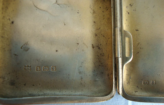  WW1 'Xmas 1918' Hallmarked Silver Presentation Cigarette Case To Capt. W.W. Hals WW1 'Xmas 1918' Hallmarked Silver Presentation Cigarette Case To Capt. W.W. Hals Other Accessory