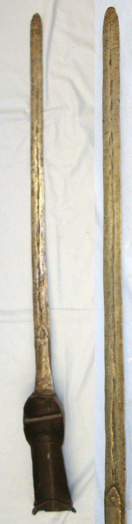  Original Victorian Era Indian Pata Gauntlet Long Sword. Sn 22752 Sword