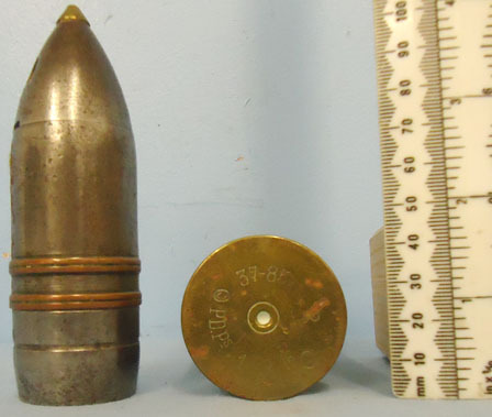 DEACTIVATED INERT. French WW11918 Dated French 37mm (37 x 94R) Pom Pom Nose Fuse DEACTIVATED INERT. French WW11918 Dated French 37mm (37 x 94R) Pom Pom Nose Fuse