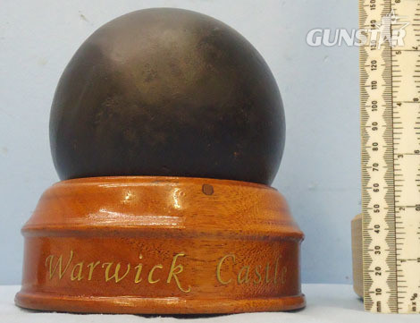  INERT DEACTIVATED. 16 Pound Cast Iron Cannon ball, 5 Inches Diameter For Muzzle  INERT DEACTIVATED. 16 Pound Cast Iron Cannon ball, 5 Inches Diameter For Muzzle  Antique & Militaria