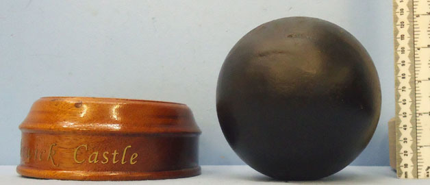 INERT DEACTIVATED. 16 Pound Cast Iron Cannon ball, 5 Inches Diameter For Muzzle  INERT DEACTIVATED. 16 Pound Cast Iron Cannon ball, 5 Inches Diameter For Muzzle  Antique & Militaria