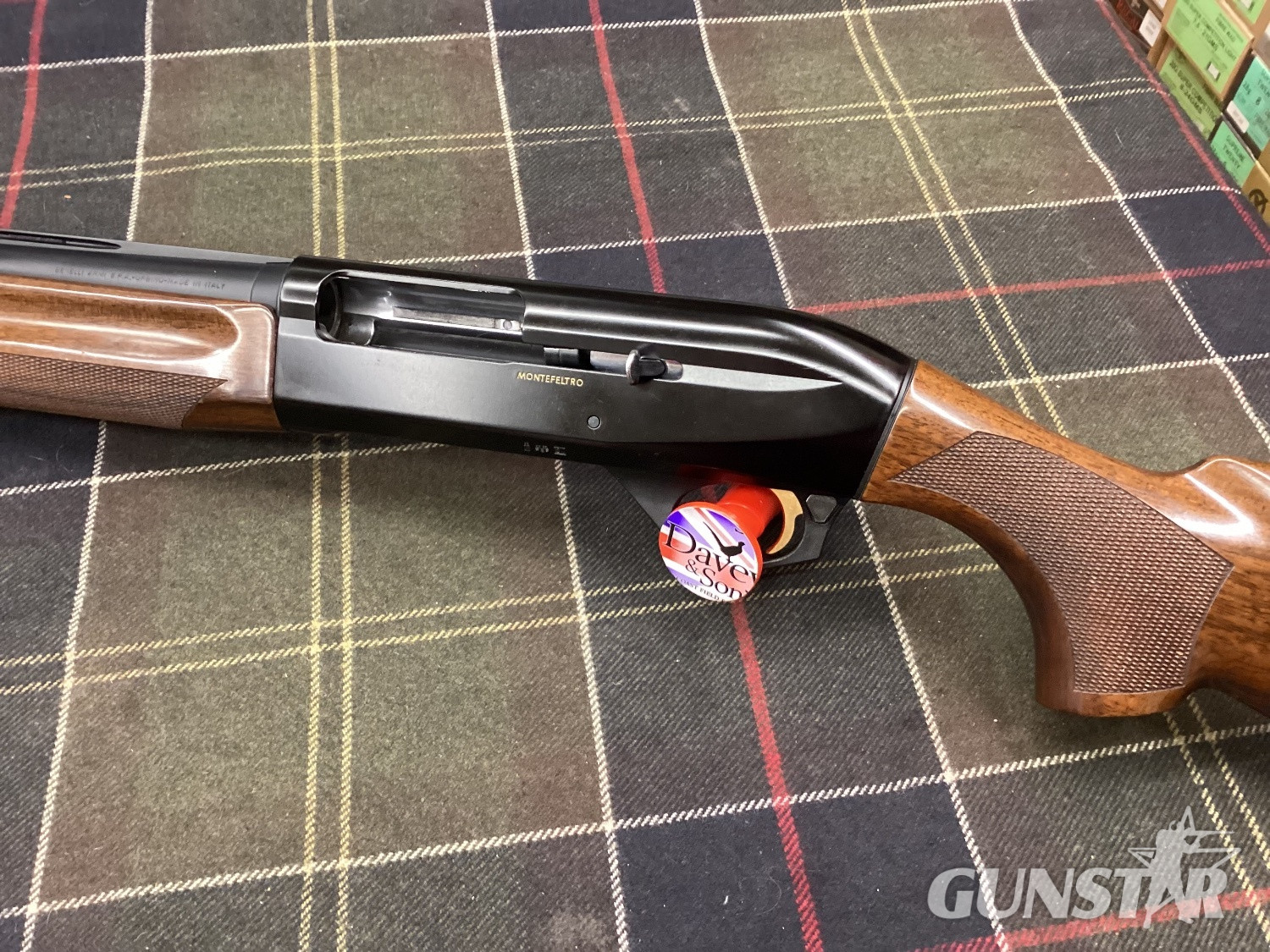 Benelli Montefeltro left hand Semi-Auto 12 Bore/gauge in 