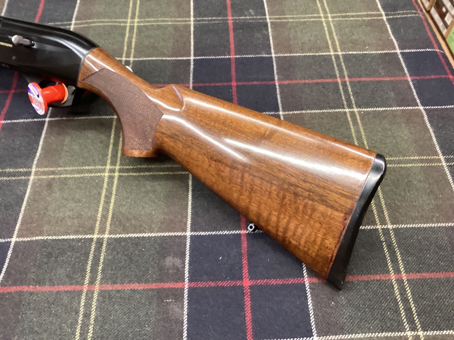 Benelli Montefeltro left hand Semi-Auto 12 Bore/gauge - {CATEGORY} in 