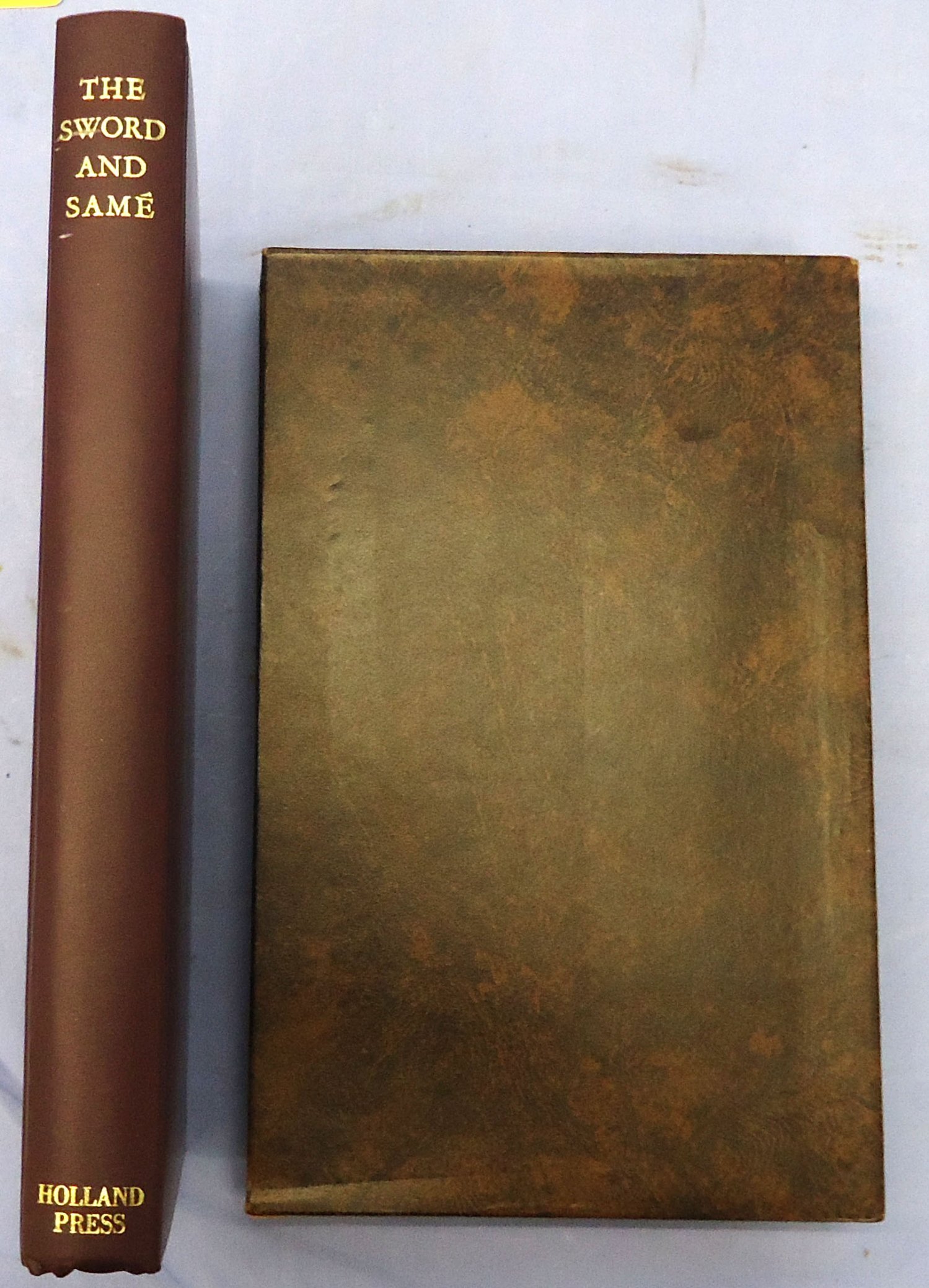 Arai Hakuseki The Sword book in Honcho Gunkiko and the Book of Sáme Ko Hi Sei Gi of Inaba Tsurio by Henri L. Joly and Inada Hogitaro, by Holland Press in Slipcase. - BO 49 Arai Hakuseki The Sword book in Honcho Gunkiko and the Book of Sáme Ko Hi Sei Gi of Inaba Tsurio by Henri L. Joly and Inada Hogitaro, by Holland Press in Slipcase. - BO 49 Other Accessory - {CATEGORY} in 