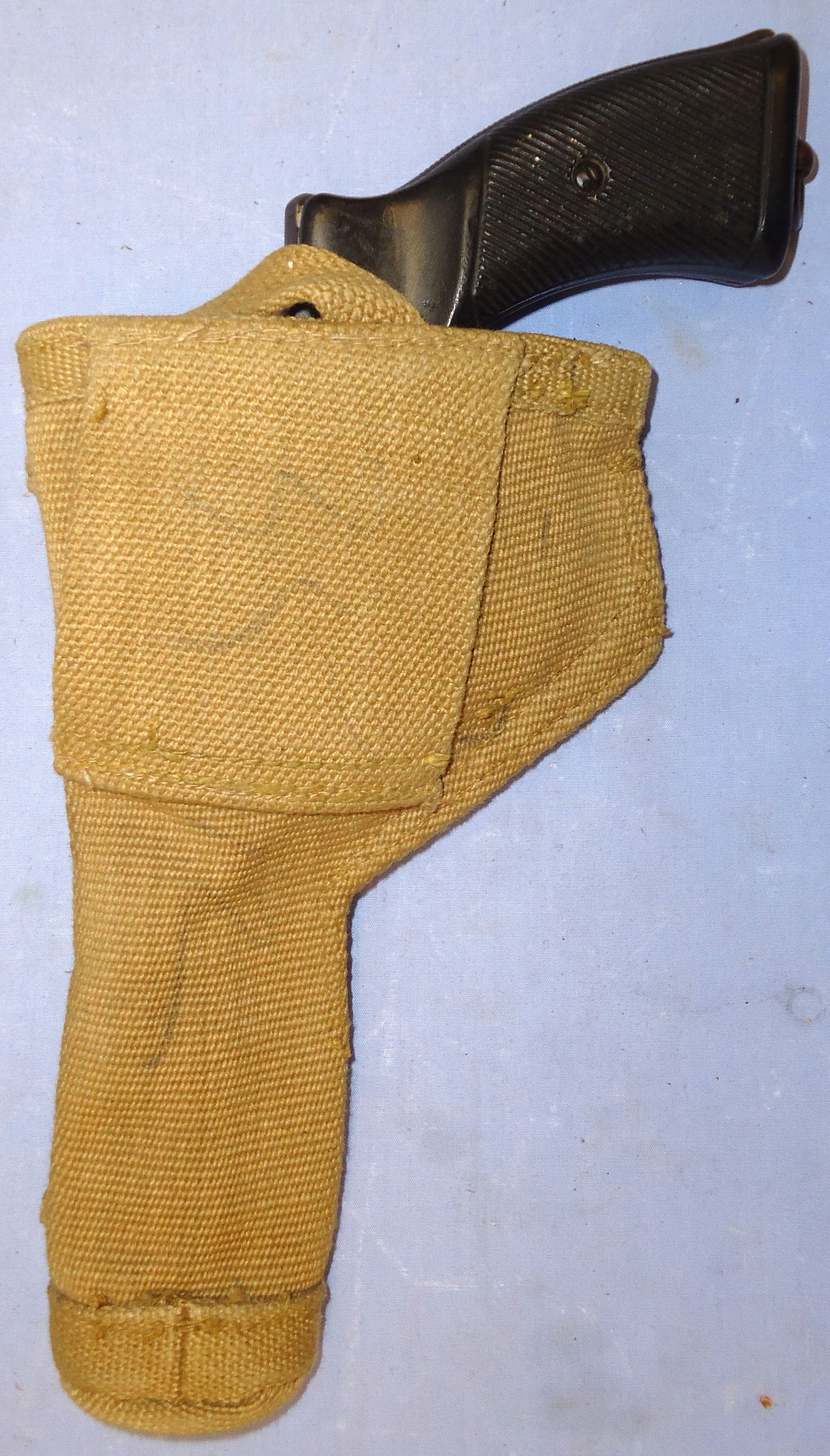 British WD MK 3 Webbing Open Top Tanker’s Holster For Enfield .380 Calibre Spurless Tanker’s Revolvers. - MISC 891 British WD MK 3 Webbing Open Top Tanker’s Holster For Enfield .380 Calibre Spurless Tanker’s Revolvers. - MISC 891 Other Accessory