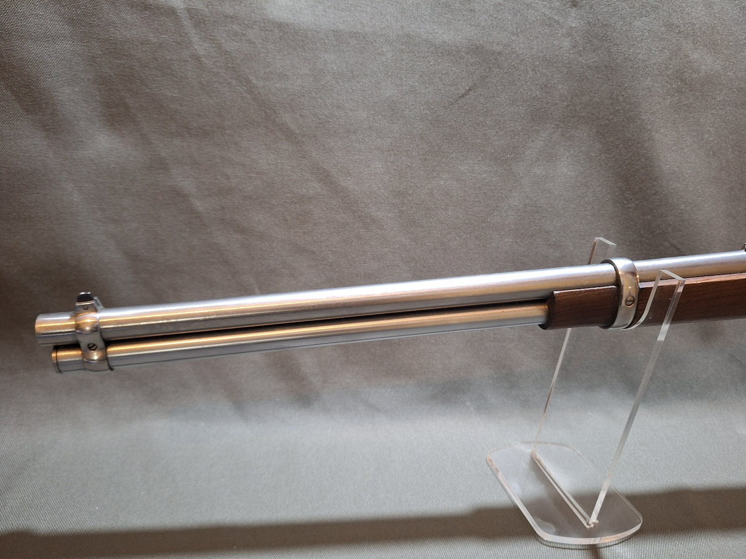 Rossi .44  Lever Action .44 Magnum Rifle - {CATEGORY}