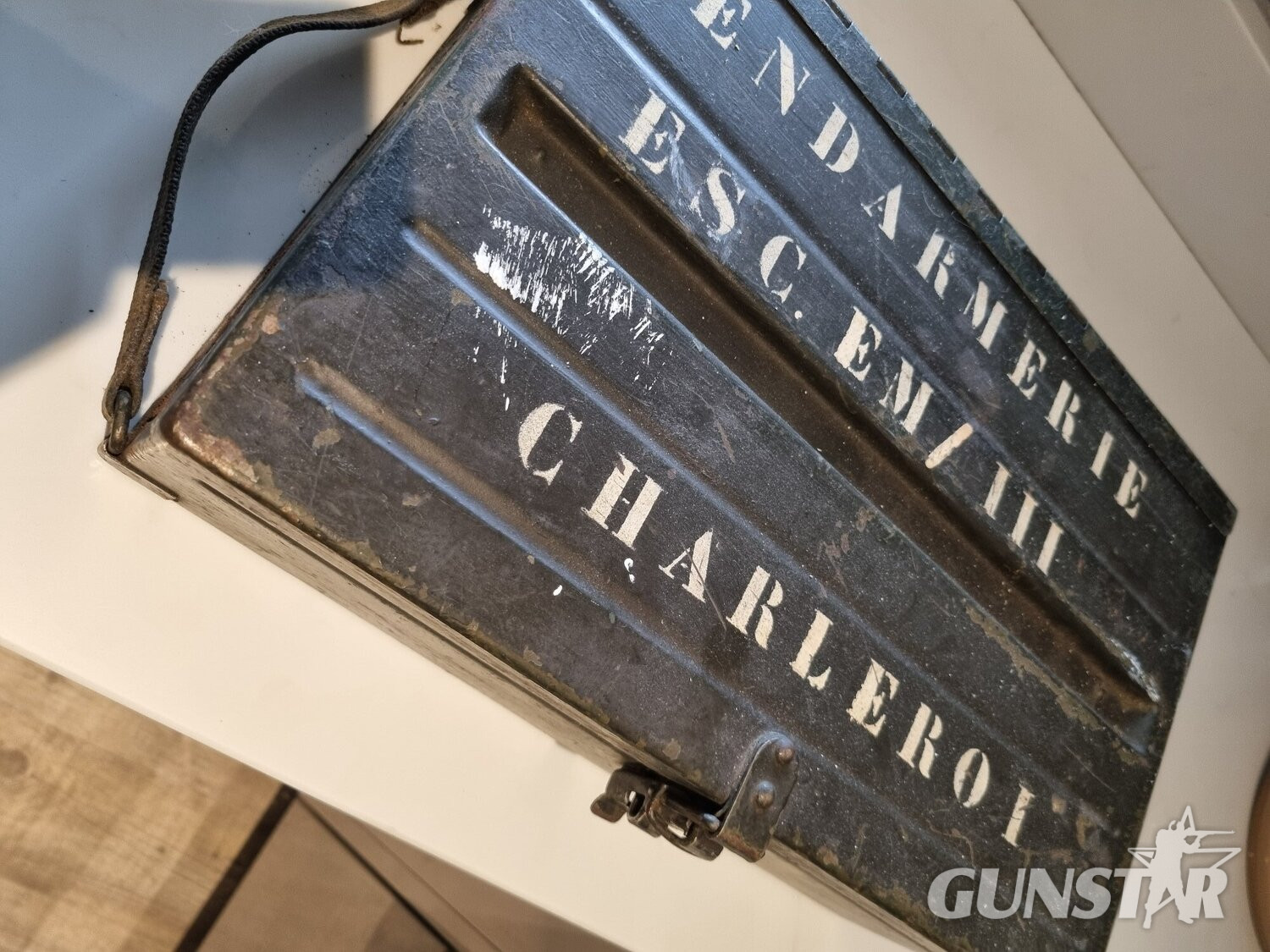 Antique & Militaria in 