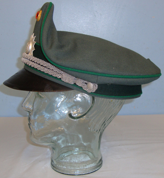 A West German Green Schleswig-Holstein State Police Hat. HE 829 A West German Green Schleswig-Holstein State Police Hat. HE 829 Clothing