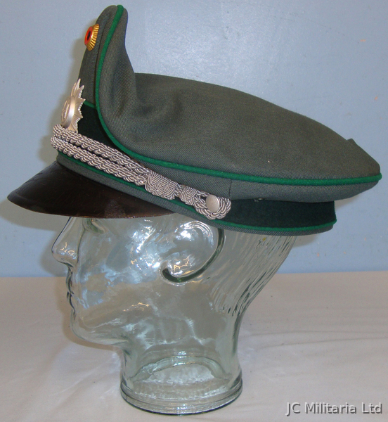 A West German Green Schleswig-Holstein State Police Hat. HE 829 A West German Green Schleswig-Holstein State Police Hat. HE 829 Clothing
