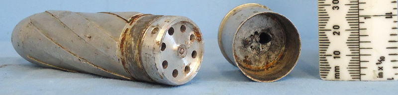 25 x 35R Nebelpatrone Z (smoke without vent) Round For The Walther Kampfpistole  25 x 35R Nebelpatrone Z (smoke without vent) Round For The Walther Kampfpistole  Antique & Militaria