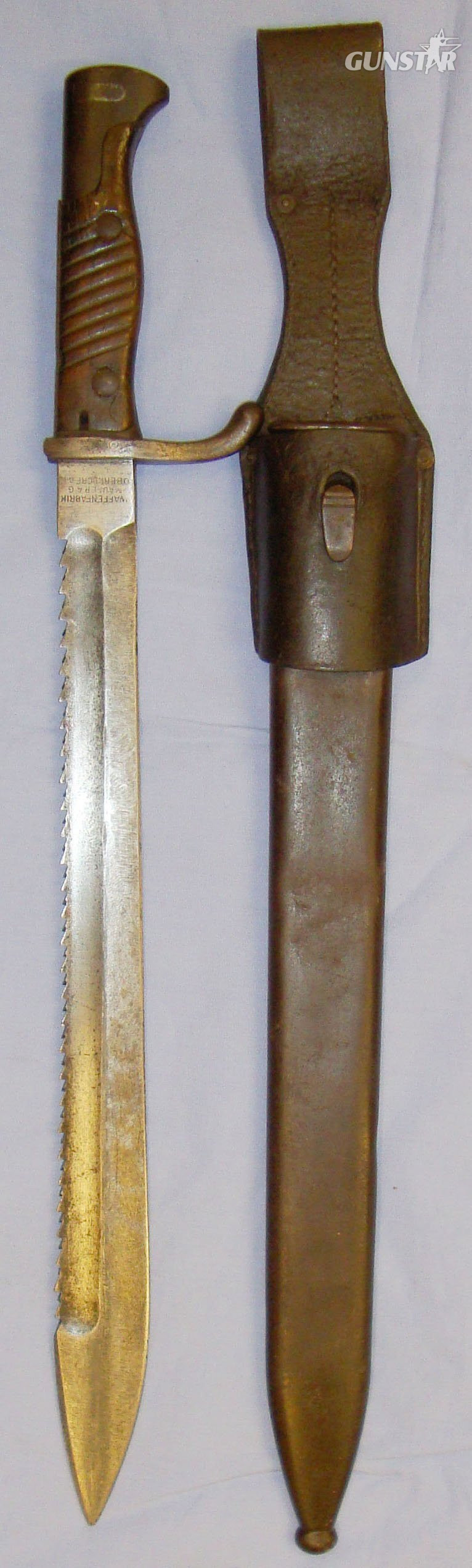 German WWII ‘M1898/05 Sawback ‘Butcher’ Bayonet Scabbard & Leather Frog. 20122. Bayonet in 