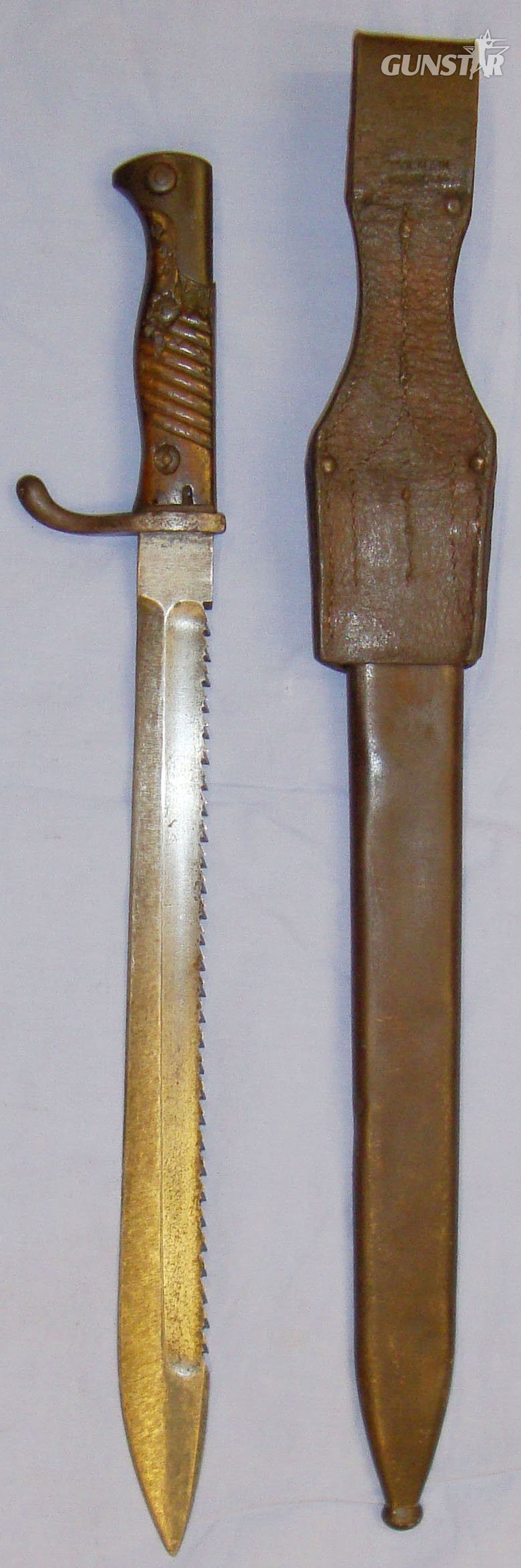  German WWII ‘M1898/05 Sawback ‘Butcher’ Bayonet Scabbard & Leather Frog. 20122. Bayonet