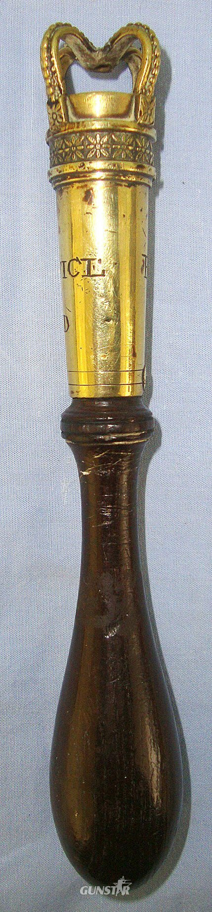  Antique & Militaria