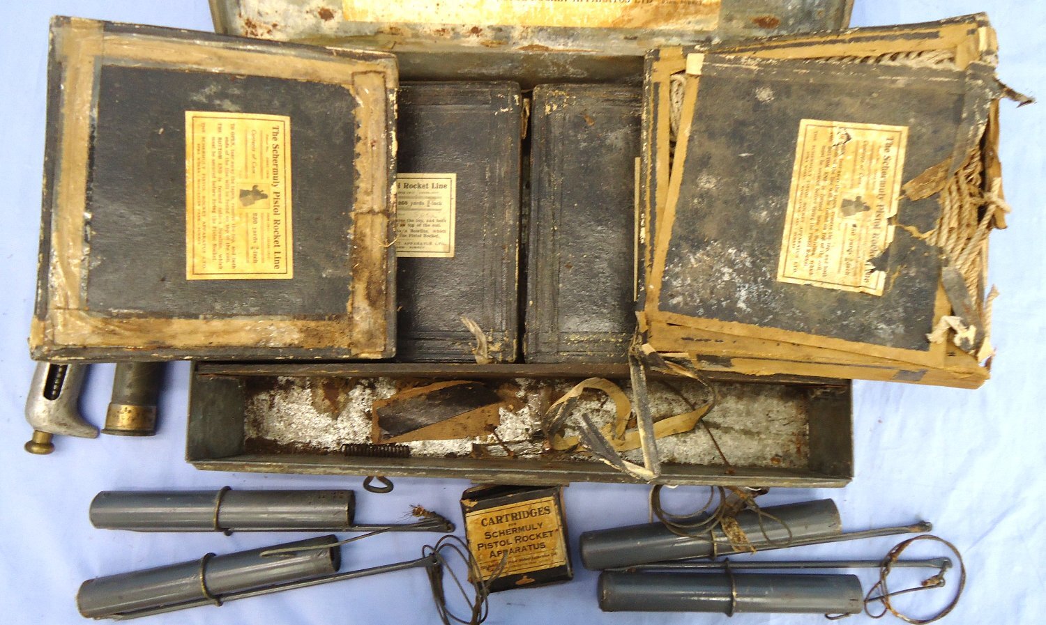Original Schmeruly SPRA Pistol Rocket Line throwing Apparatus contained in its Original Tin plated Carrying Case. Sn 23496 None Line Thrower - {CATEGORY} in 