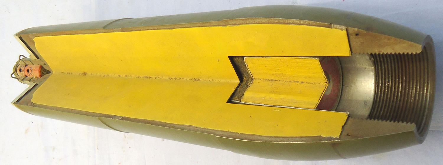 INERT DEACTIVATED. MINT, Unfired, American, Korean War Era, 1947 dated, 4.2 Inch Quarter Sectioned M329 High Explosive (HE) Mortar & Fuze. - O 2067 INERT DEACTIVATED. MINT, Unfired, American, Korean War Era, 1947 dated, 4.2 Inch Quarter Sectioned M329 High Explosive (HE) Mortar & Fuze. - O 2067  Other Ammunition 